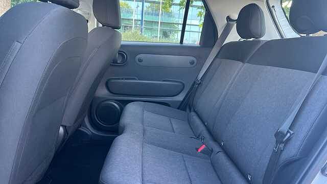 Hyundai INSTER Long Range 49kWh 01 SUV 5dr Electric Auto (115 ps)
