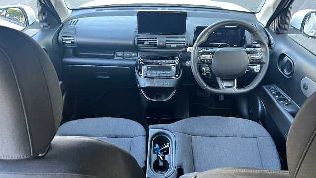 Hyundai INSTER Long Range 49kWh 01 SUV 5dr Electric Auto (115 ps)