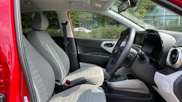 Hyundai i10 1.2 Premium Hatchback 5dr Petrol Auto Euro 6 (s/s) (79 ps)
