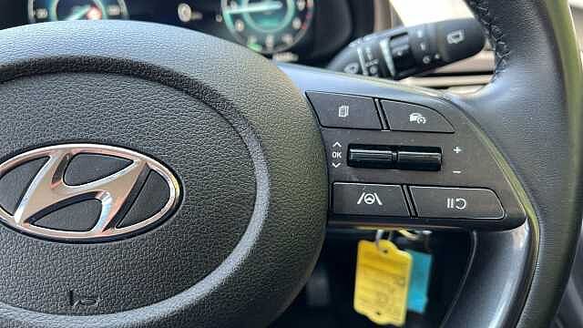 Hyundai i20 1.0 T-GDi MHEV SE Connect Hatchback 5dr Petrol Hybrid DCT Euro 6 (s/s) (100 ps)