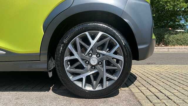 Hyundai KONA 1.6 h-GDi Premium SE SUV 5dr Petrol Hybrid DCT Euro 6 (s/s) (141 ps) Yellow