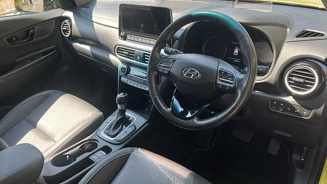 Hyundai KONA 1.6 h-GDi Premium SE SUV 5dr Petrol Hybrid DCT Euro 6 (s/s) (141 ps) Yellow