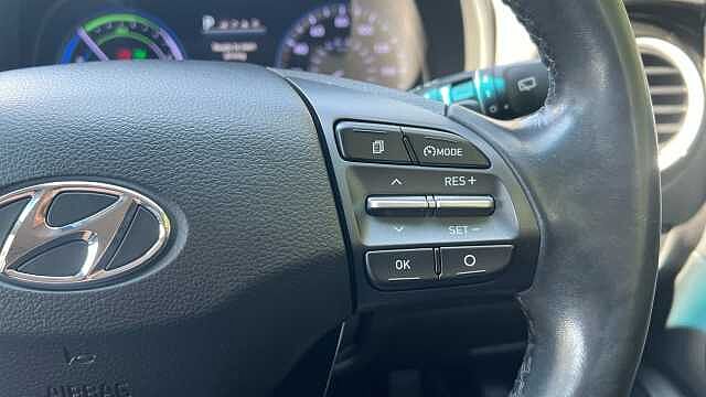 Hyundai KONA 1.6 h-GDi Premium SE SUV 5dr Petrol Hybrid DCT Euro 6 (s/s) (141 ps) Yellow
