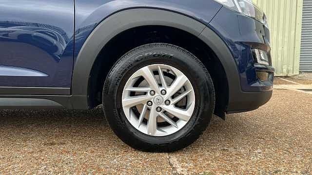 Hyundai TUCSON 1.6 GDi S Connect SUV 5dr Petrol Manual Euro 6 (s/s) (132 ps)
