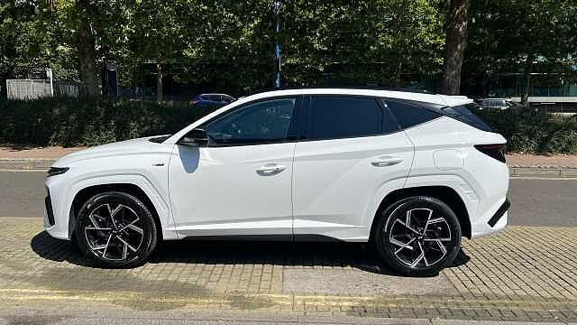 Hyundai TUCSON 1.6 T-GDi N Line SUV 5dr Petrol Hybrid Auto Euro 6 (s/s) (215 ps) Atlas White